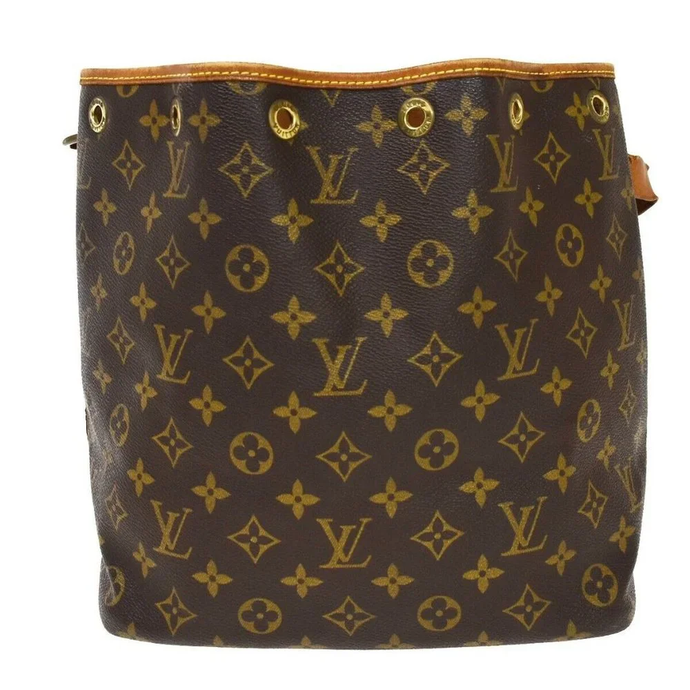 LOUIS VUITTON Petit Noe Drawstring Shoulder Bag Monogram Leather